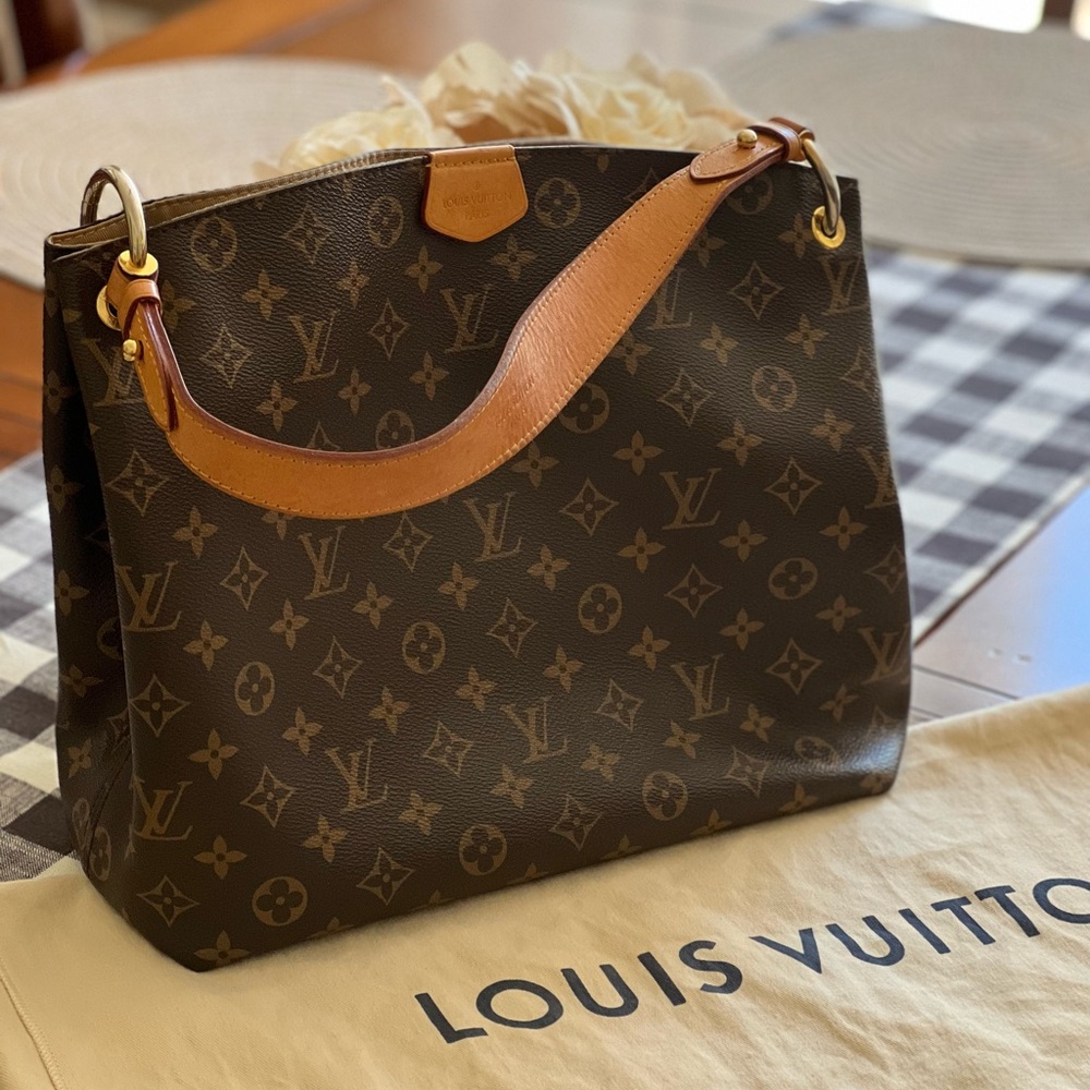 Louis Vuitton Graceful PM